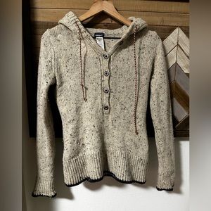 Patagonia sweater